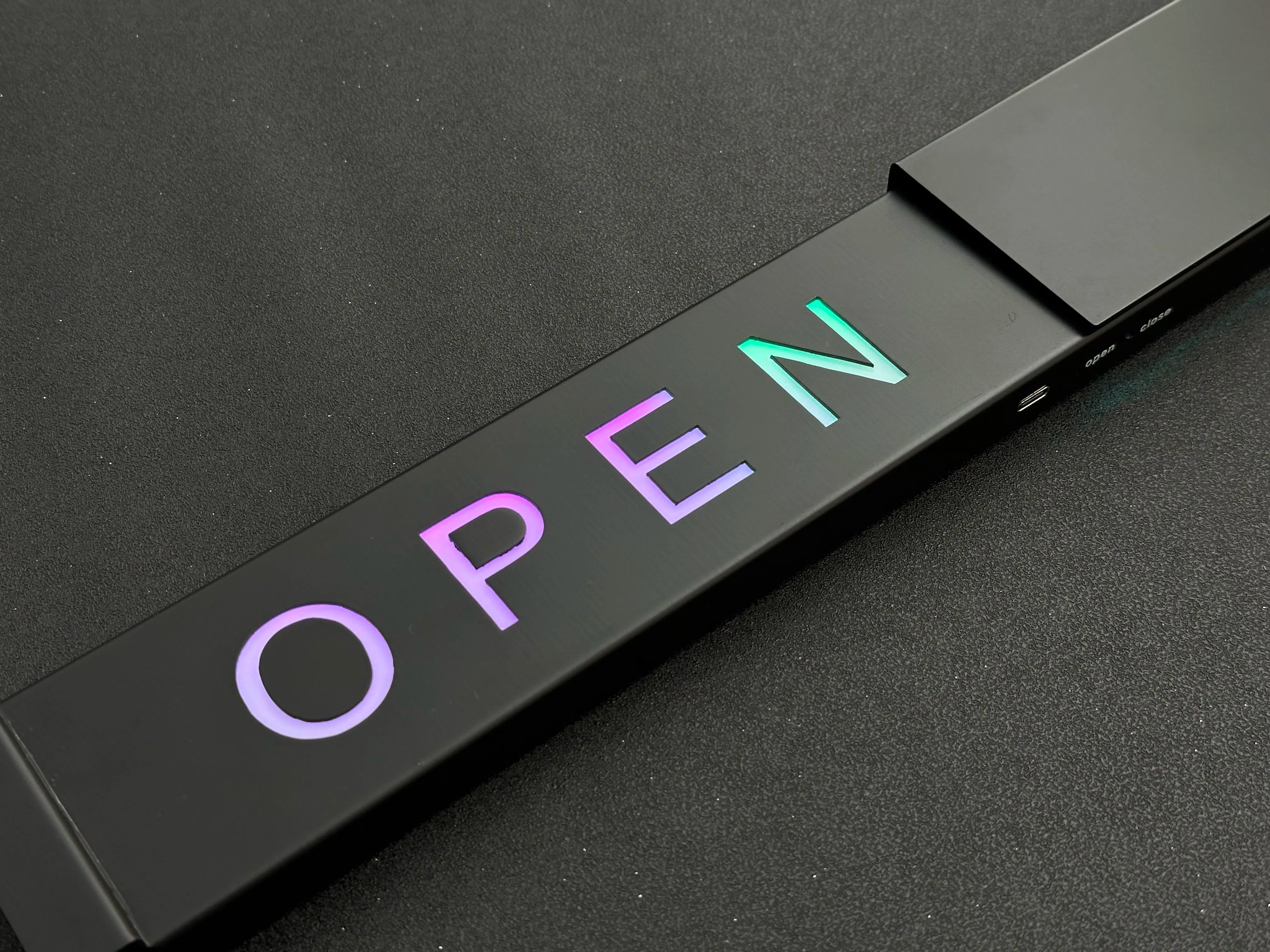 LED Open Closed Sign with Remote – Selegna Signs